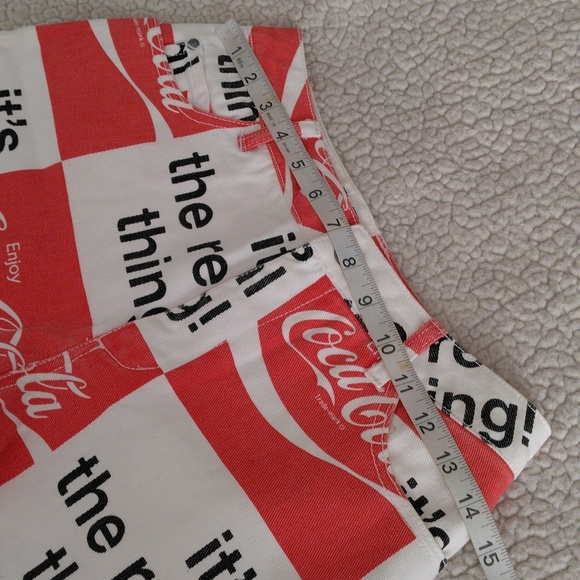 NWOT Coca Cola Small Logo Slogan Check Print Distressed Hem Jean Shorts - Picture 12 of 16
